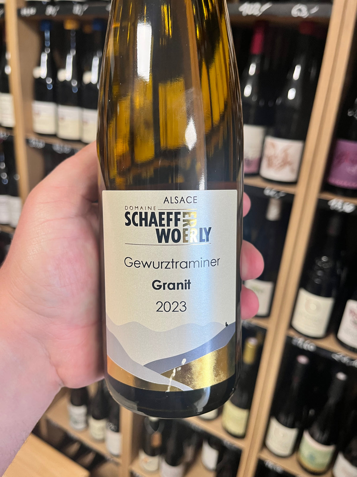 Bouteille de Gewurztraminer Granit 2023 – Domaine Schaeffer-Woerly, Alsace