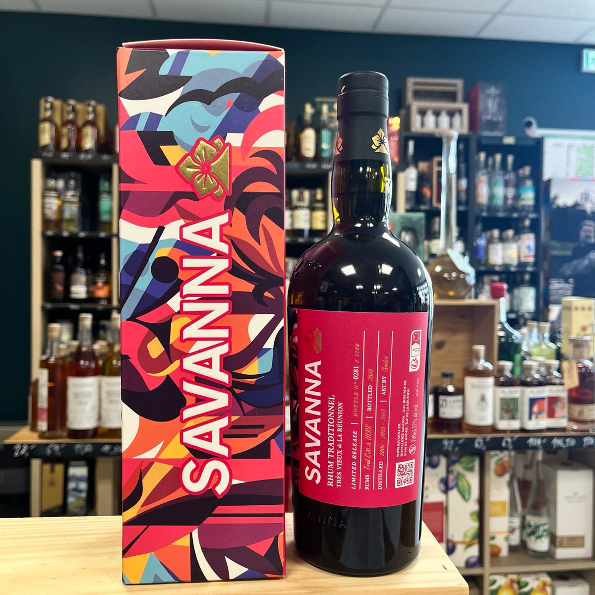 Savanna Art of Rum by Xandro 57°, rhum traditionnel de La Réunion, édition limitée, vue 2