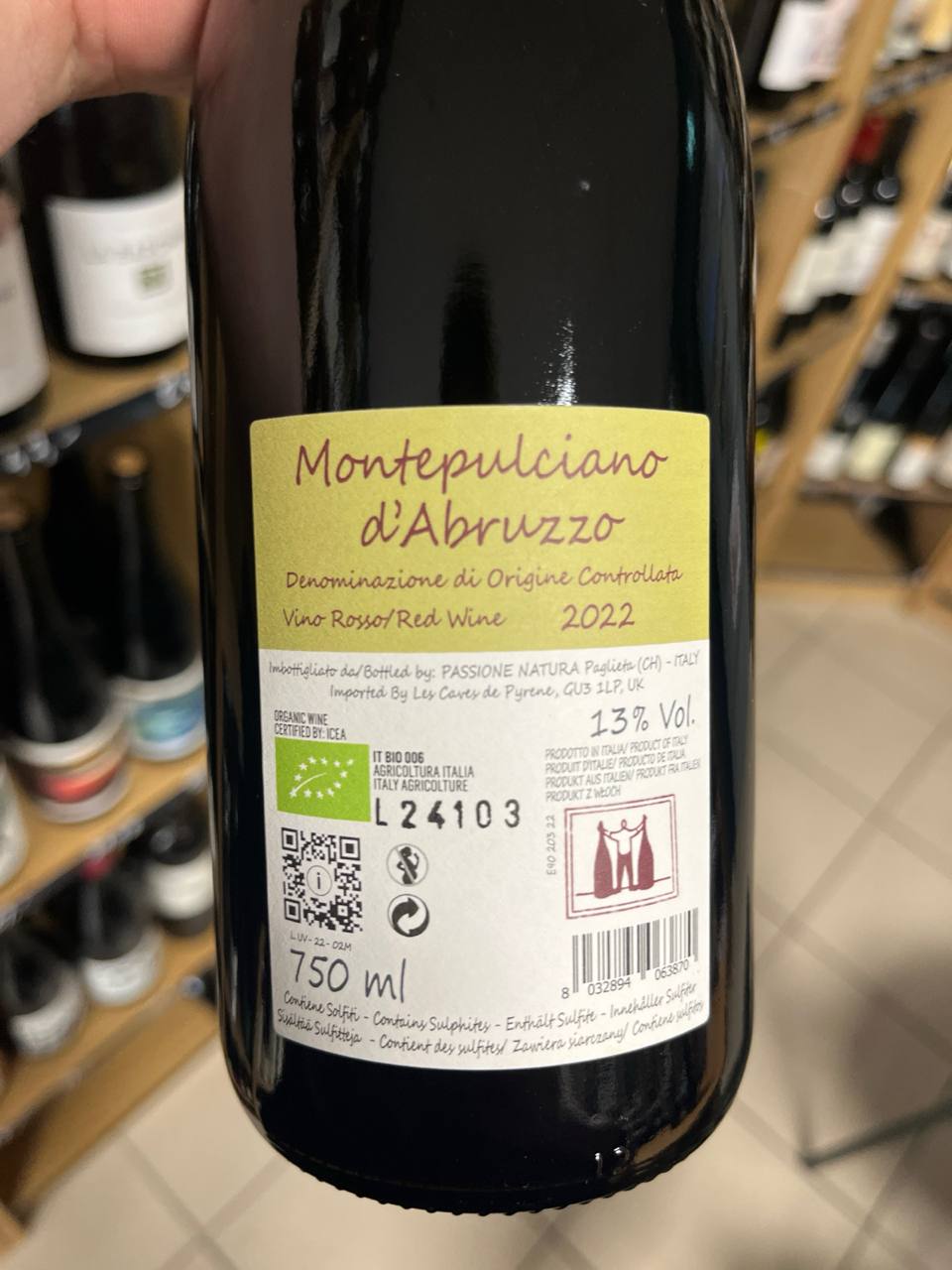 Bouteille de U.V.A. Montepulciano d'Abruzzo 2022 – Passione Natura, Abruzzes