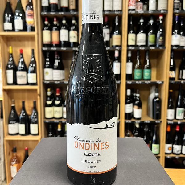 Bouteille de Séguret rouge 2022 – Domaine Les Ondines, Côtes du Rhône Villages