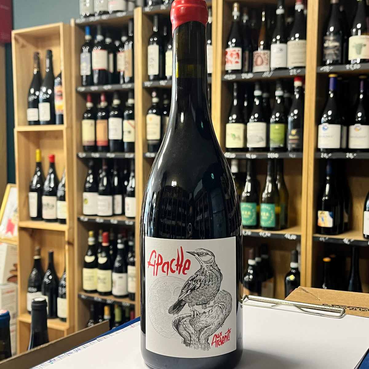 Bouteille Vin rouge Apache Brouilly 2022, Beaujolais — agriculture biologique